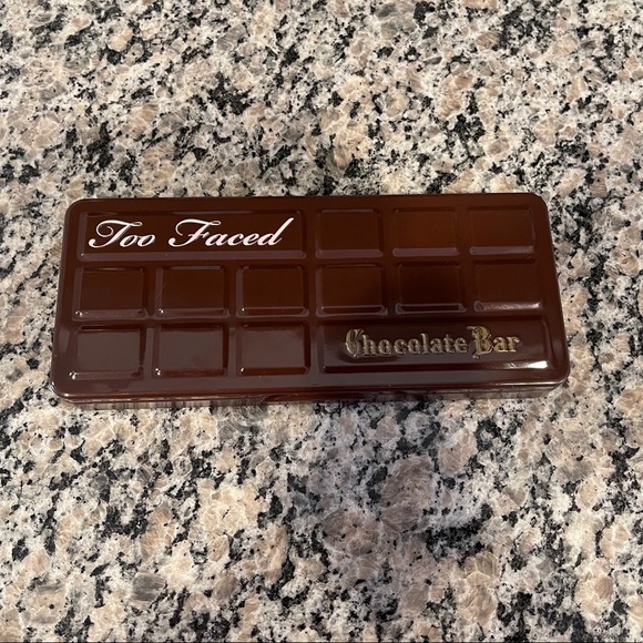 Too Faced Chocolate Bar Palette - Picture 1 of 4